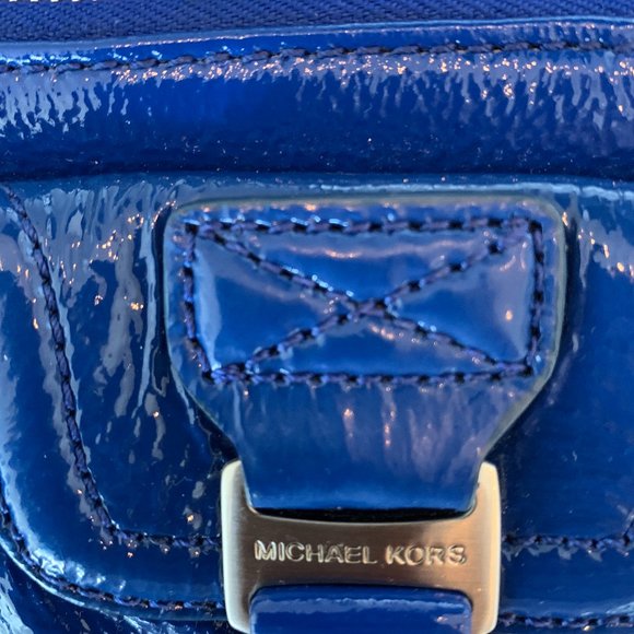 Blue Michael Kors Wristlet - Picture 2 of 4